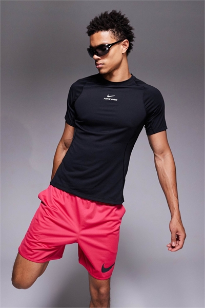 Футболка Pro Dri-FIT с облегающим кроем артикул 147141898