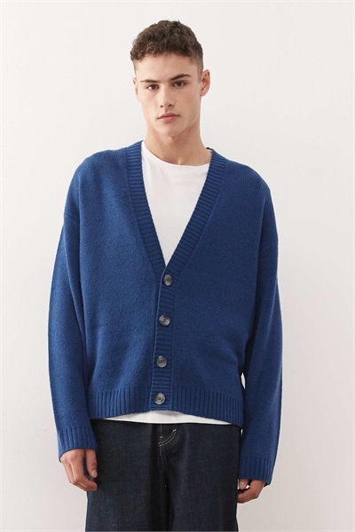 Вязаный кардиган артикул 149656608