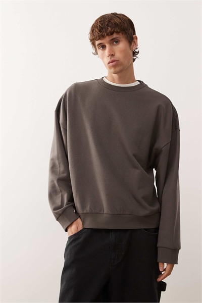 Свитшот Essentials прямого кроя свободного покроя артикул 148517021