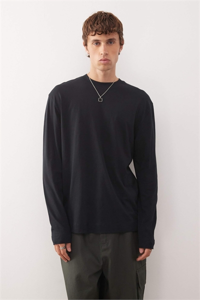 Футболка с длинным рукавом артикул 148815245