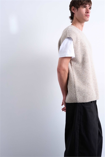 Трикотажная майка свободного кроя с круглым вырезом артикул 142120984