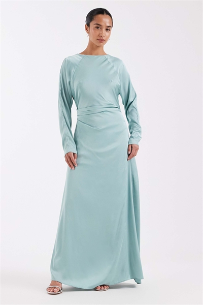 Длинное атласное платье с длинными рукавами для подружки невесты артикул 154078806