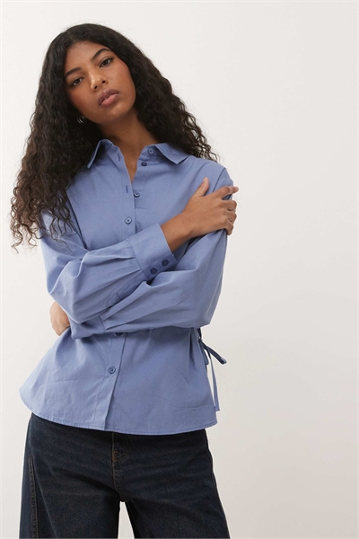 Рубашка с рюшами, регулируемая, облегающая, с завязками артикул 155126574