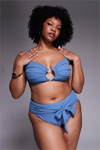 ASOS DESIGN Curve: бикини-трусики с высокой талией и складками, модель Penelope, с завязками спереди артикул 153408401