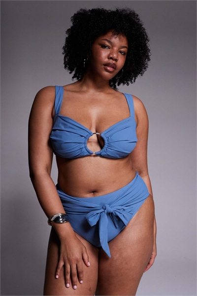 ASOS DESIGN Curve: укороченный топ-бикини Penelope с плиссировкой и кольцами артикул 153408222