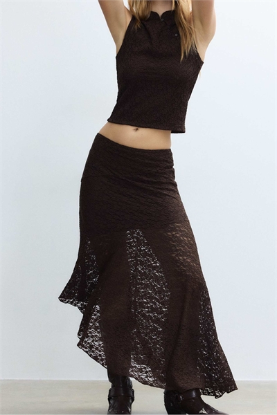 Асимметричная юбка средней длины с кружевом артикул 156369072