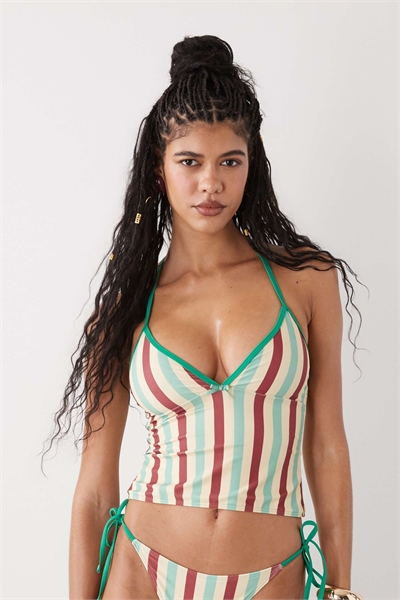 Топ-танк с вырезом на шее артикул 152739149