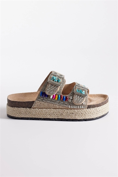 Плоские сандалии Kaylum с бусинами артикул 151637287