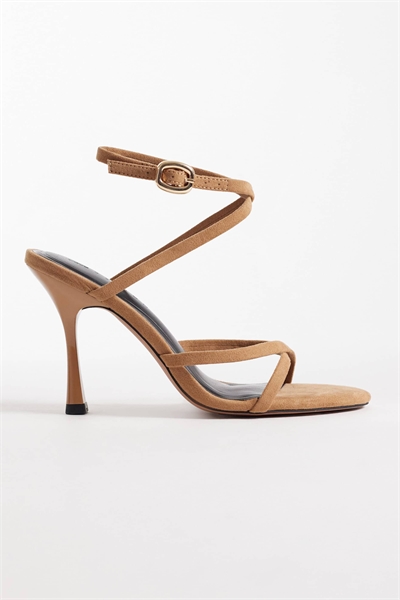 Сандалии на высоком каблуке с перекрещивающимся ремешком и едва заметным узором из замши артикул 152386994