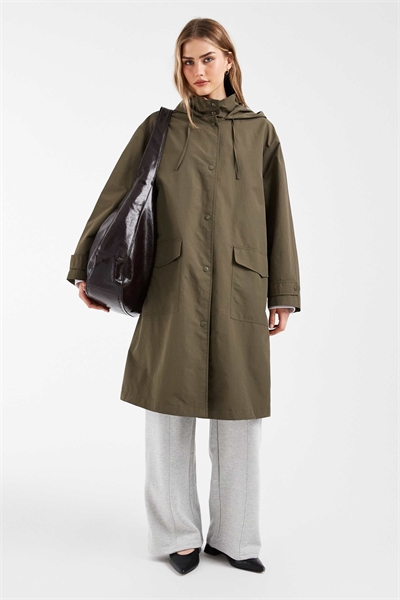 Водоотталкивающий патрон на пальто артикул 153080322