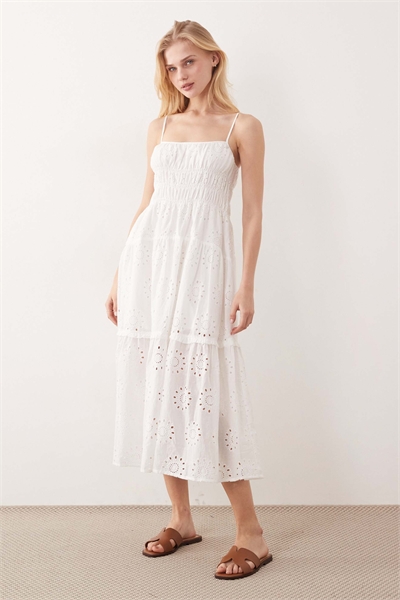 Платье Seraphina с рюшами и вышивкой, длина до середины икры артикул 154748306