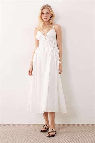 Платье средней длины с оборками от Lucia артикул 154748305