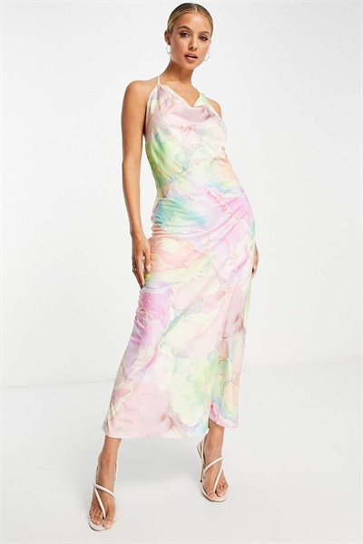 Макси-платье с капюшоном артикул 119965132