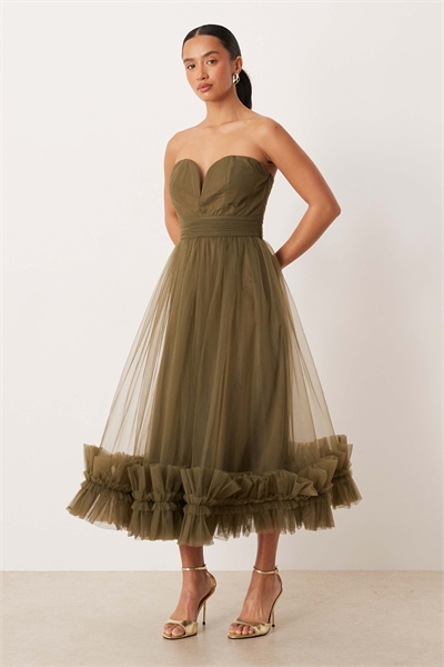 Платье-миди из тюля с бандо и оборками по низу артикул 154401414