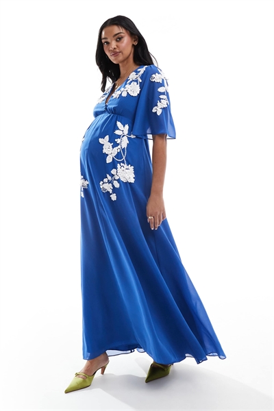 Макси-платье с вырезом на груди артикул 140697181