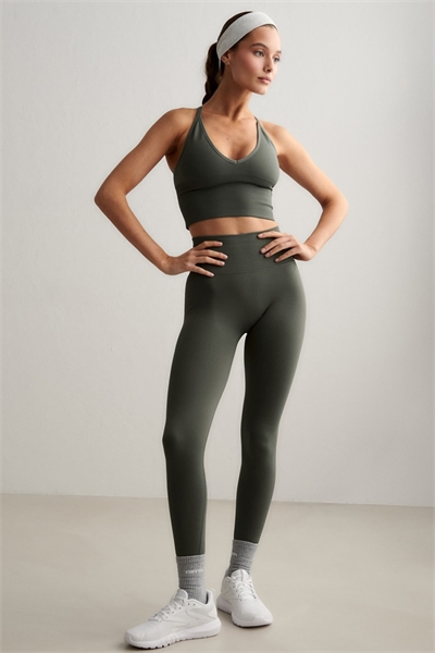 Бесшовные колготки для миниатюрных девушек с узором в виде плюща артикул 155742266