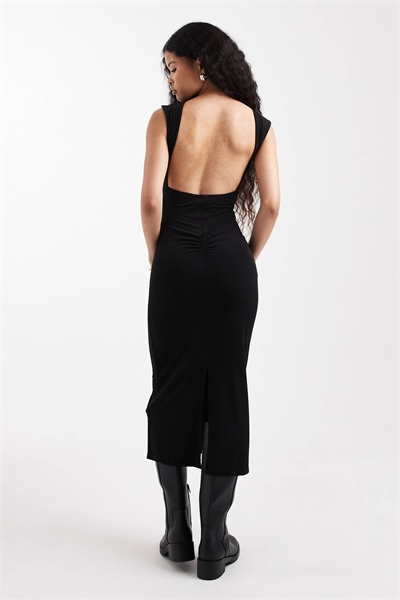 Платье средней длины с рюшами, без черного цвета артикул 151925793