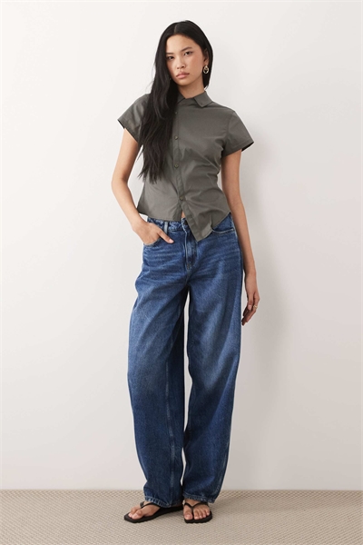 Джинсы со средней посадкой и широкими брючинами артикул 153115947