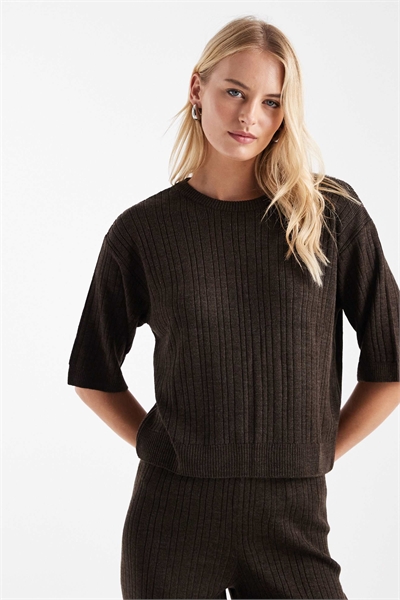 Трикотажный топ co-ord артикул 148251946