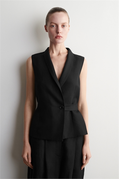 Жилет с шальным воротником и поясом из смешанного льна артикул 1330973001