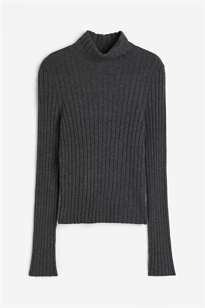 Водолазка в рубчик артикул 1163150007