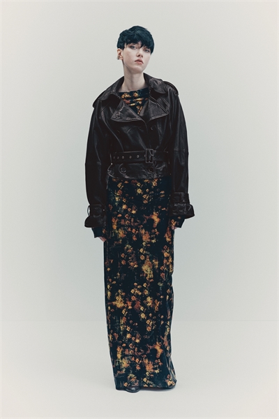 Кожаная куртка артикул 1309054001