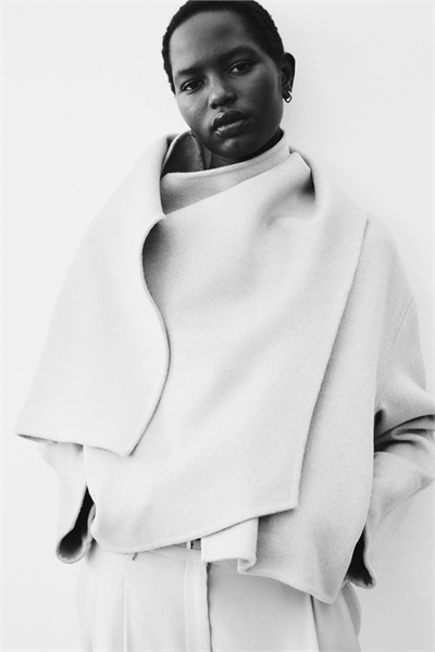 Шуба из шерстяной смеси ручной работы артикул 1320611001