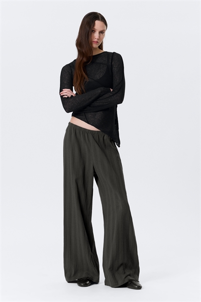 Низкие свободные хлопковые брюки с затяжкой артикул 1326191001