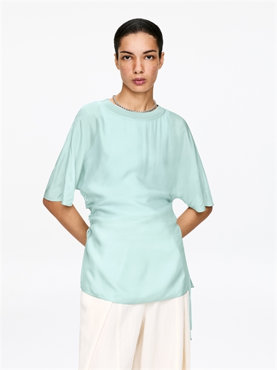 Топ с завязками артикул 1331609002