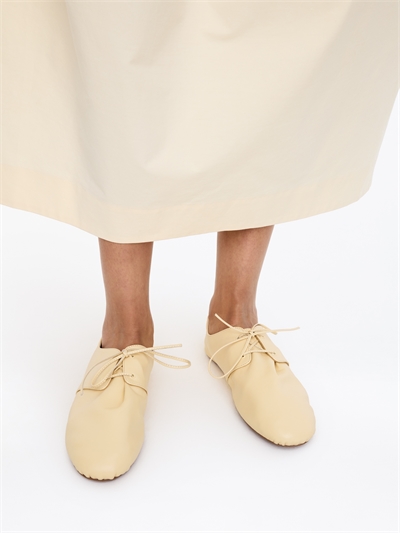 Мягкие кожаные туфли на шнурках артикул 1332007002