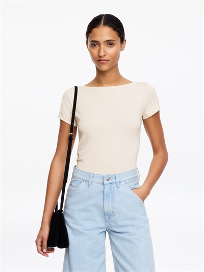 Футболка с лодочным вырезом артикул 1336242002