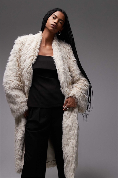 Широкое пальто средней длины из искусственного меха артикул 151749718