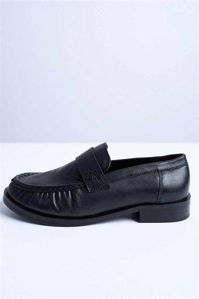 Лоферы Carey из натуральной кожи с рюшами артикул 137242907