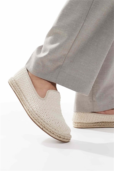 Эспадрильи из белого плетения артикул 139173677