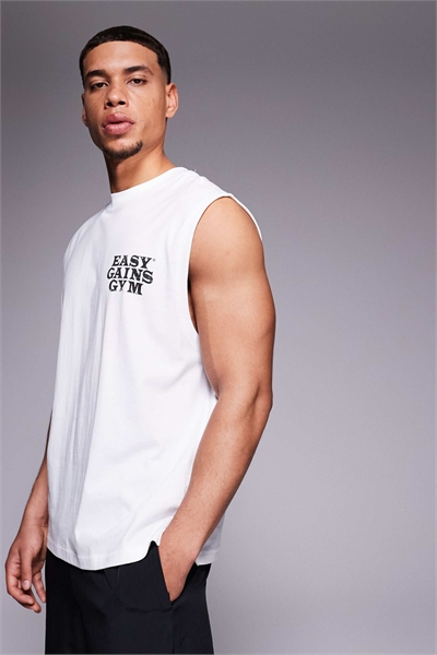 Хлопковая майка для тренировок свободного кроя с принтом на груди и технологией быстрого высыхания артикул 141490752