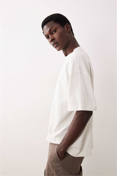 Футболка свободного кроя в стиле супер-хэвивейт артикул 148381657