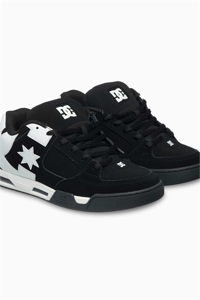 Кожаные кроссовки Command артикул 155550251