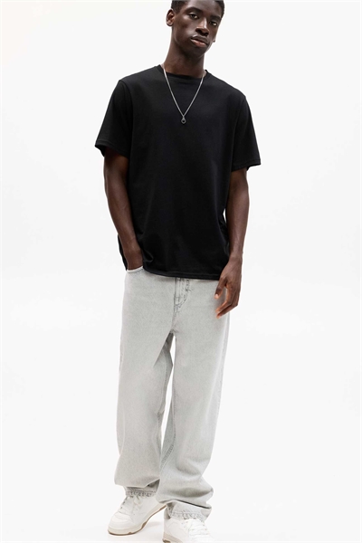 Простая хлопковая футболка с короткими рукавами артикул 152627290