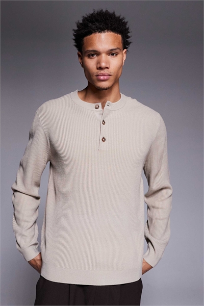 Трикотажная рубашка с длинными рукавами и ребристой отделкой артикул 149427344