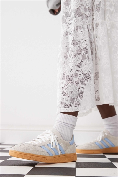 Специалисты по гандболу артикул 138322563