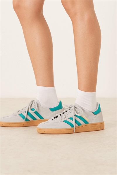 Специалисты по гандболу артикул 141934151