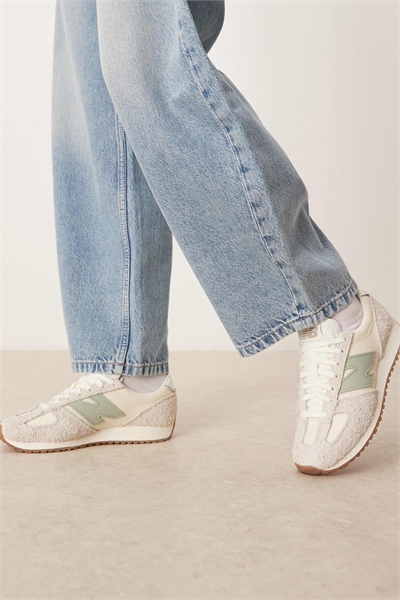 471 пара кроссовок унисекс артикул 141913426