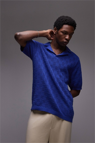 Вязаное поло с клетчатым узором, синего цвета артикул 139677128