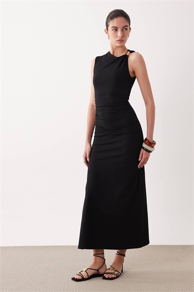 Асимметричное макси-платье с золотыми металлическими элементами артикул 156131541