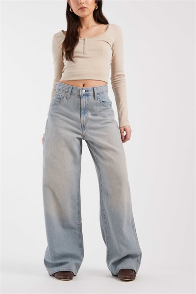 Джинсы свободного кроя с завязками артикул 150009481