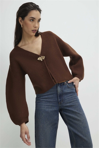 Кардиган с вязаными золотыми элементами артикул 156297830