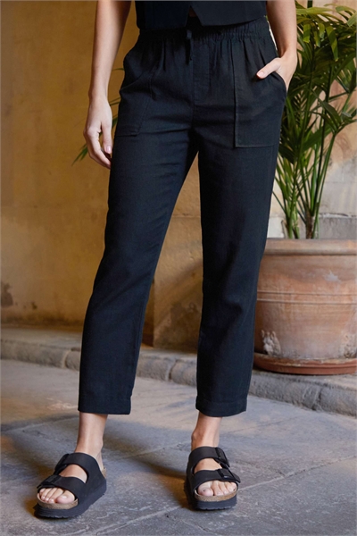 Брюки зауженного кроя с кулиской на талии из смесовой ткани артикул 155550760