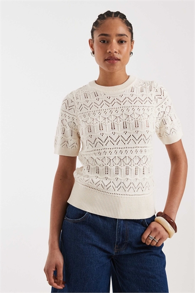 Футболка с вышивкой артикул 155323017