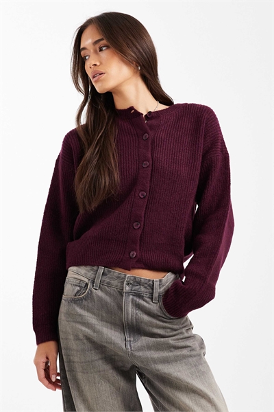 Вязаный кардиган с рукавами-коконами цвета вина артикул 151963301