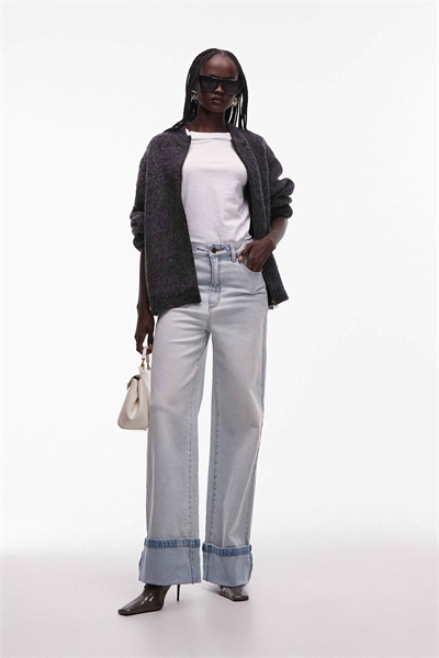 Джинсы 94 с прямыми брючинами и отворотами артикул 155114496